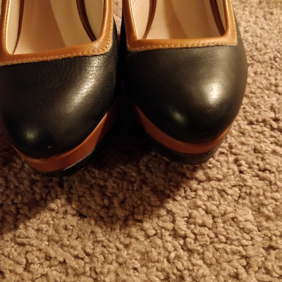 Authentic Escada platform bump - Picture 5 of 7